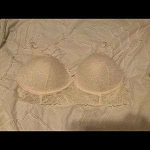 Lace Wireless Push-Up Bralette